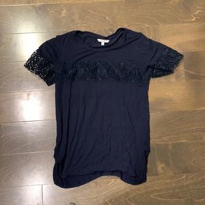 Small women’s black top